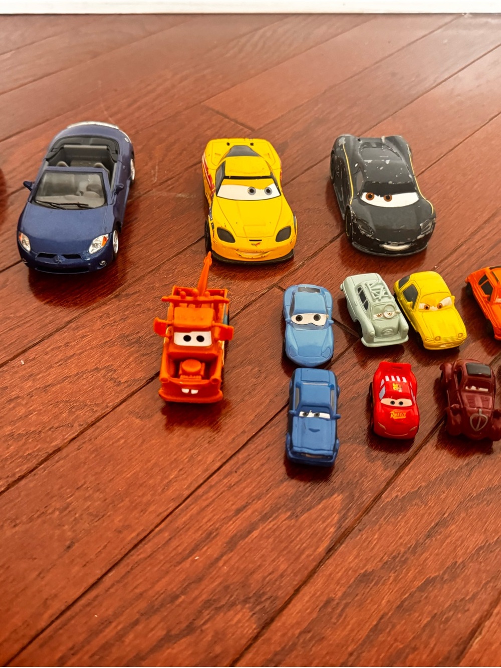 15 Lightening McQueen Race Cars Kids Toy set-  Die-Cast Vehicle
